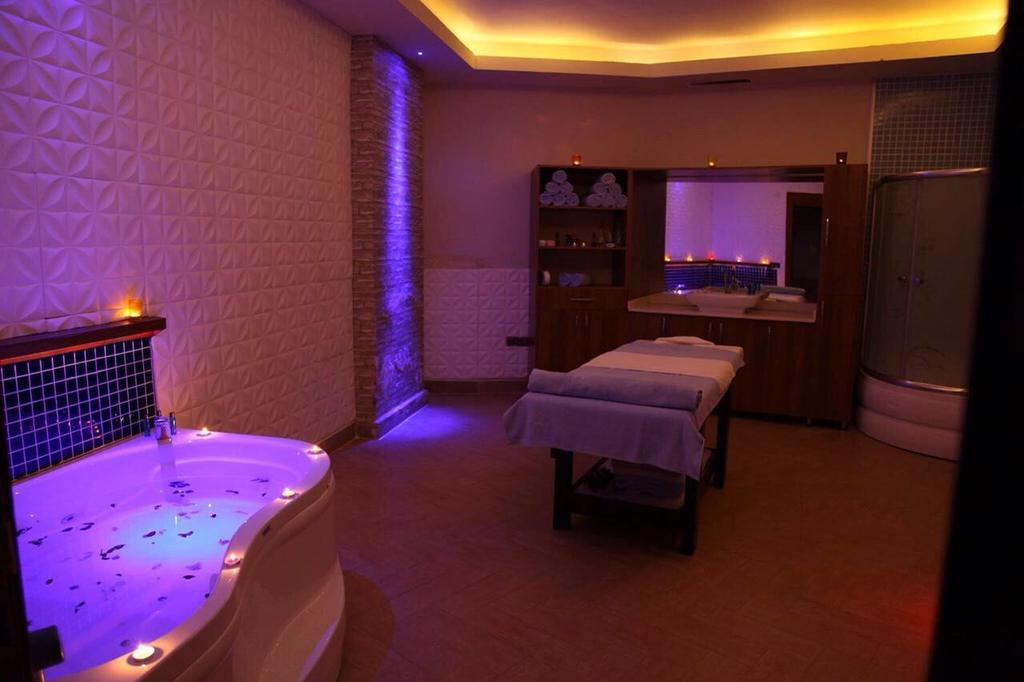 Aurum Trabzon Hotel ภายนอก รูปภาพ