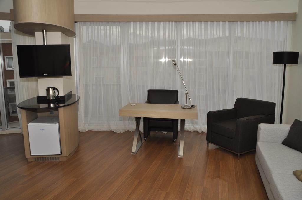 Aurum Trabzon Hotel ภายนอก รูปภาพ